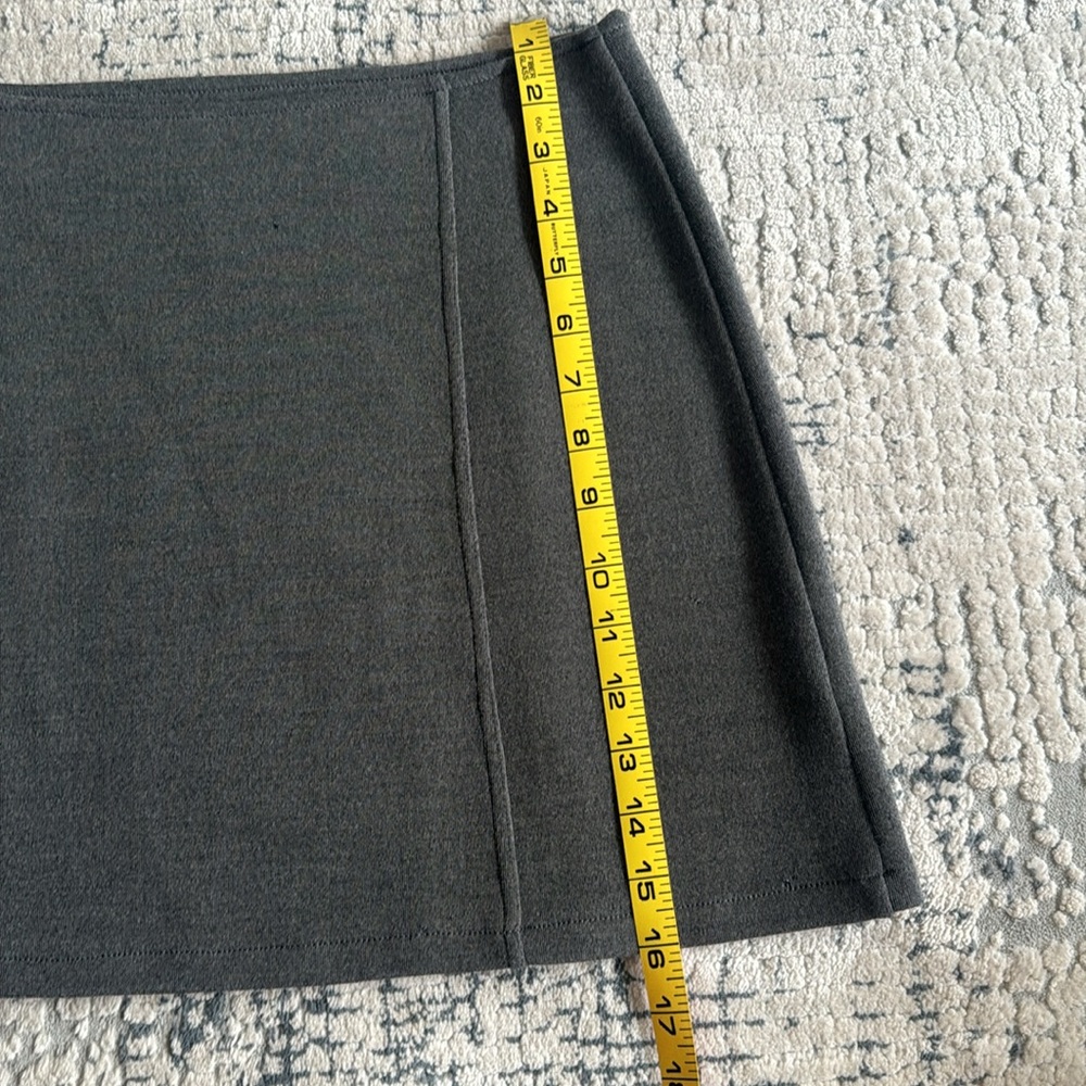 Miu Miu Large A-Line Gray Knit Wool Short Skirt. … - image 3